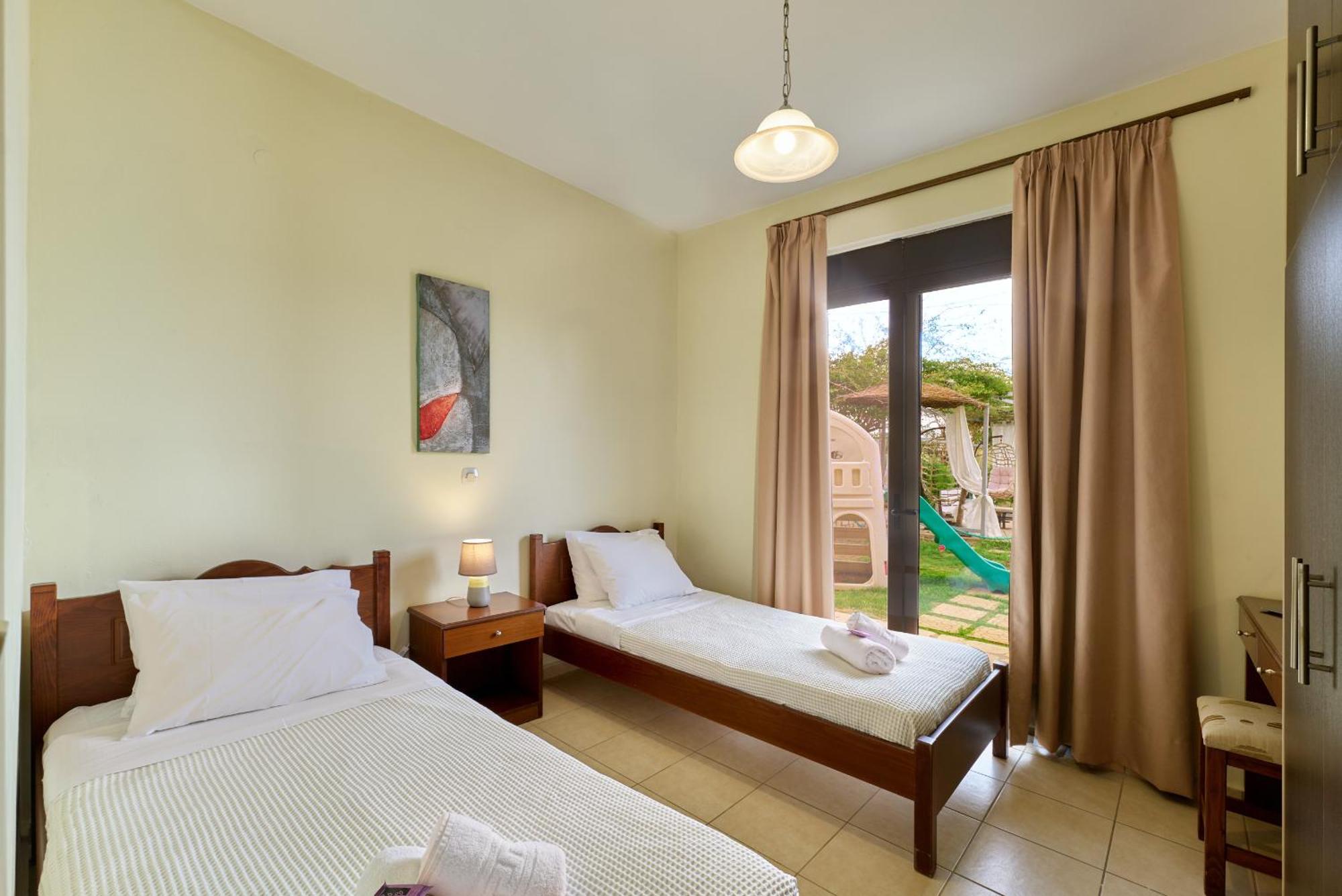 Villa Gereoudis Seaview Apartments-Pool & Bar Колимварион Экстерьер фото