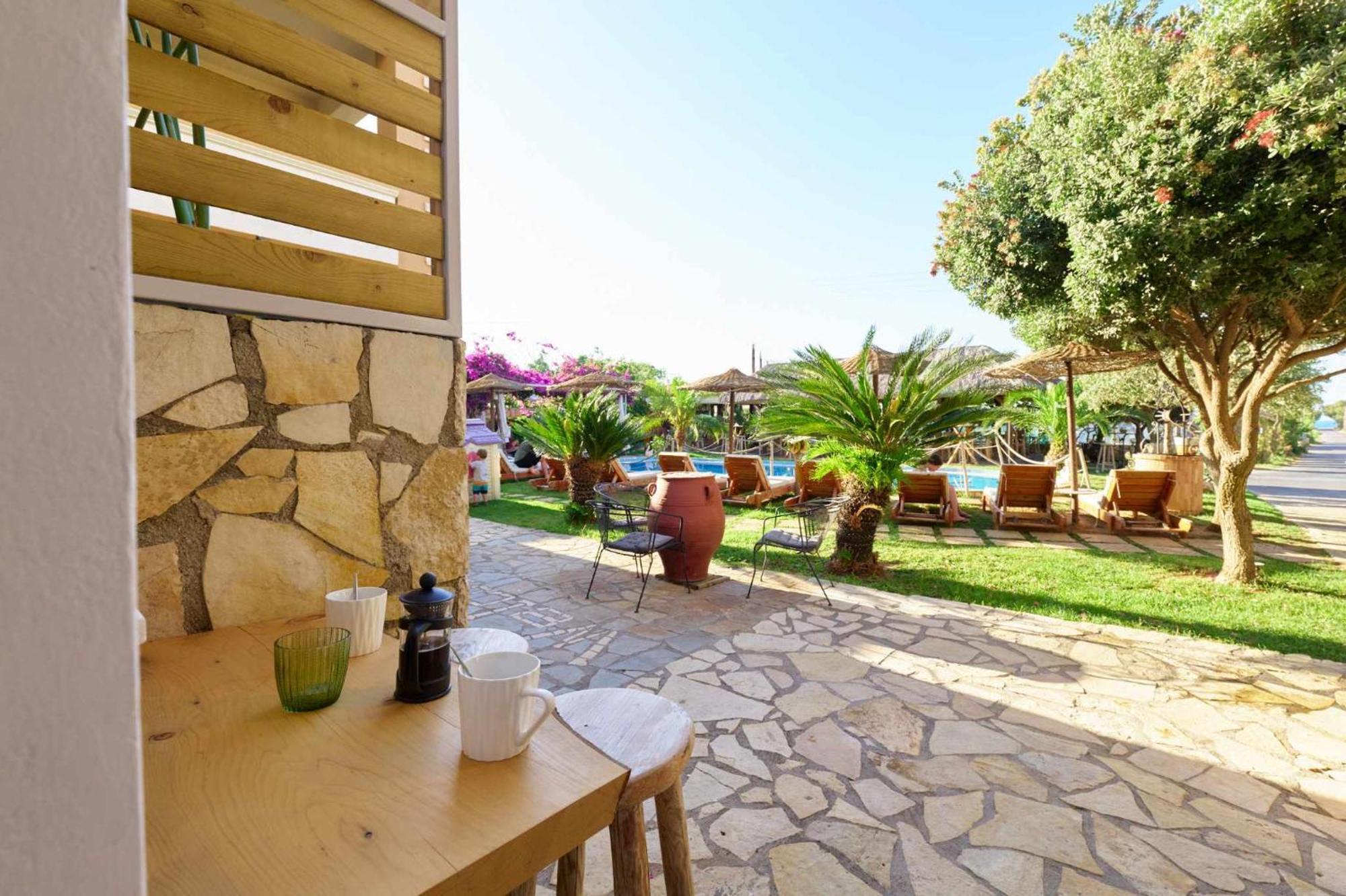 Villa Gereoudis Seaview Apartments-Pool & Bar Колимварион Экстерьер фото